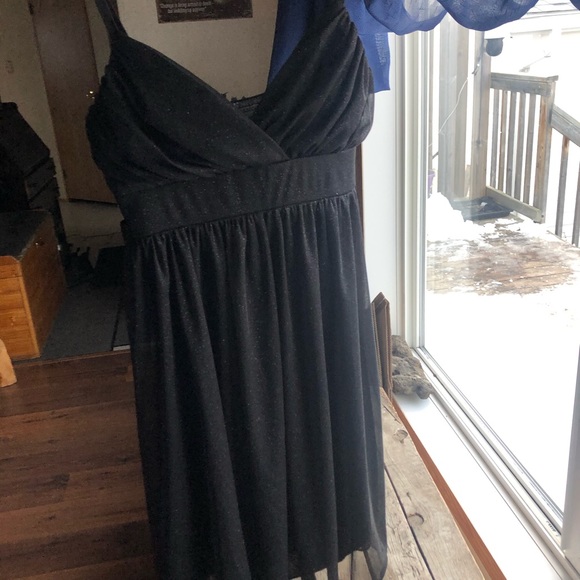 Black mini dress - Picture 8 of 8